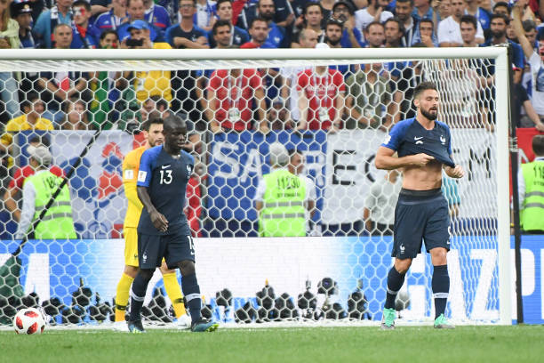 承受着巨大 承受着巨大