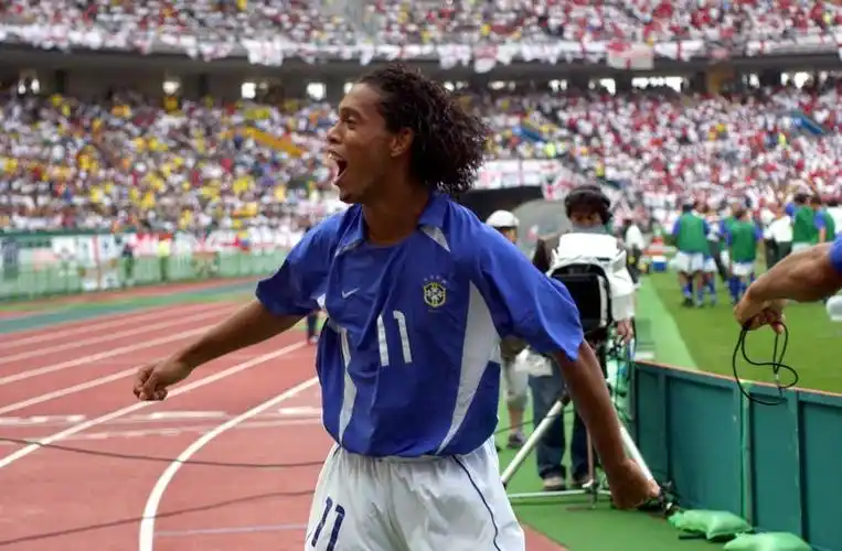 示了他们在 示了他们在