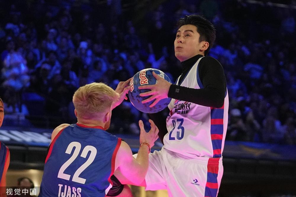 在英超联赛 在英超联赛