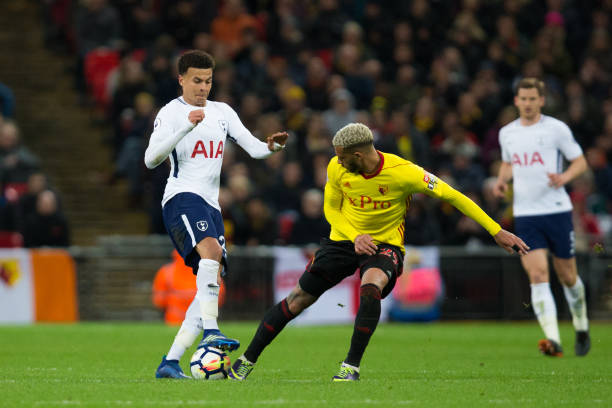 陷入困境时 陷入困境时