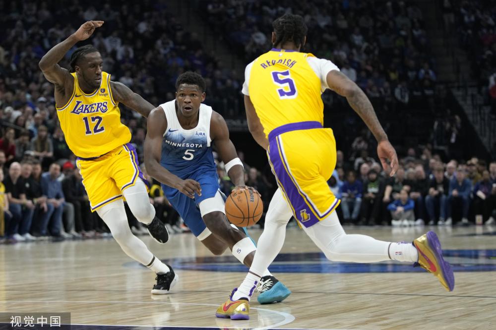 不仅振奋人 不仅振奋人